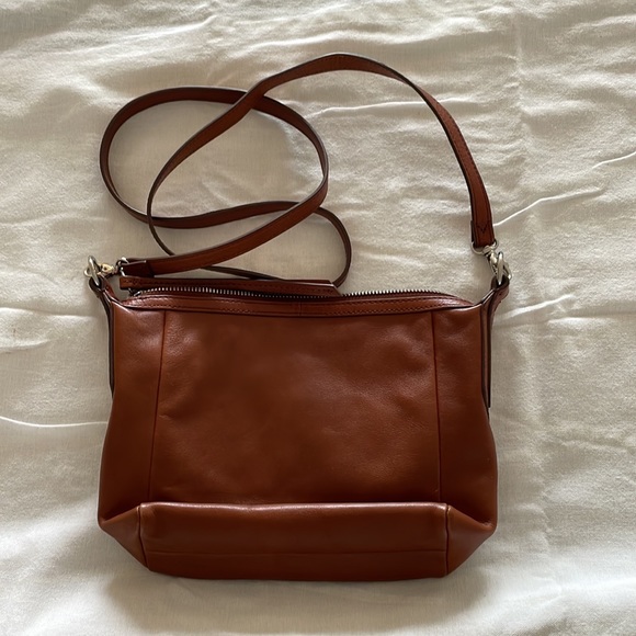 Fossil bag with adjustable strap. Brown leather. Excellent condition - Picture 2 of 5